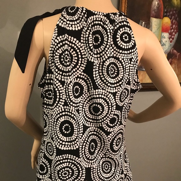 Side Shoulder Tie Patterned Blouse - Picture 3 of 8